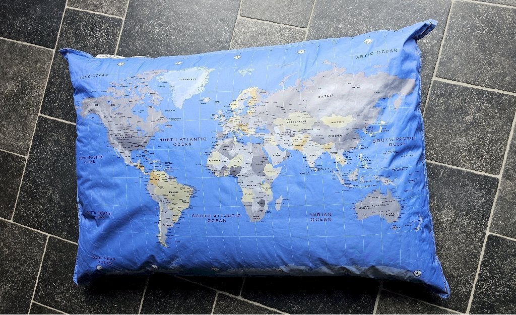 Sit & Joy zitzak met wereldkaart (nieuw), Huis en Inrichting, Ophalen, Nieuw, Meerkleurig, Zitzak