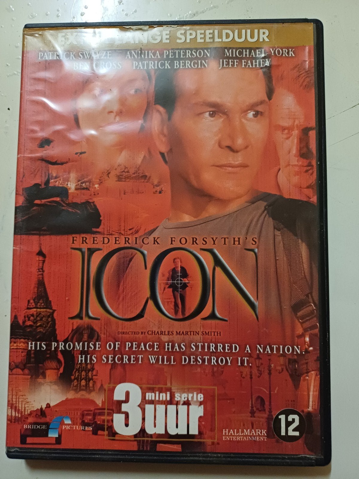 Icon, Vanaf 12 jaar, Ophalen of Verzenden, Zo goed als nieuw