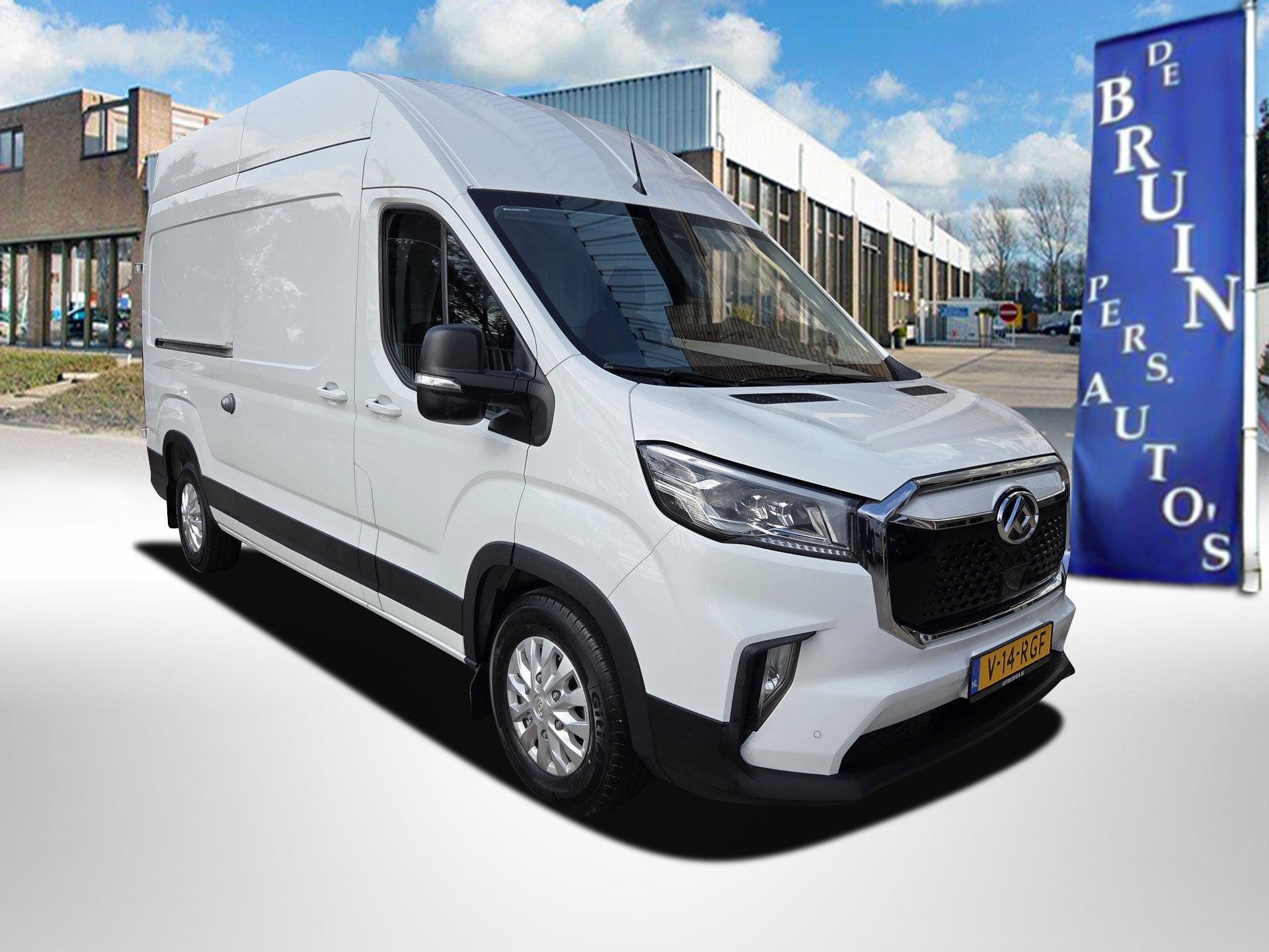 Maxus eDeliver 9 L3H3 72 kWh Airco Achteruitrijcamera PDC St, Auto's, Stof, Zwart, Maxus, Wit