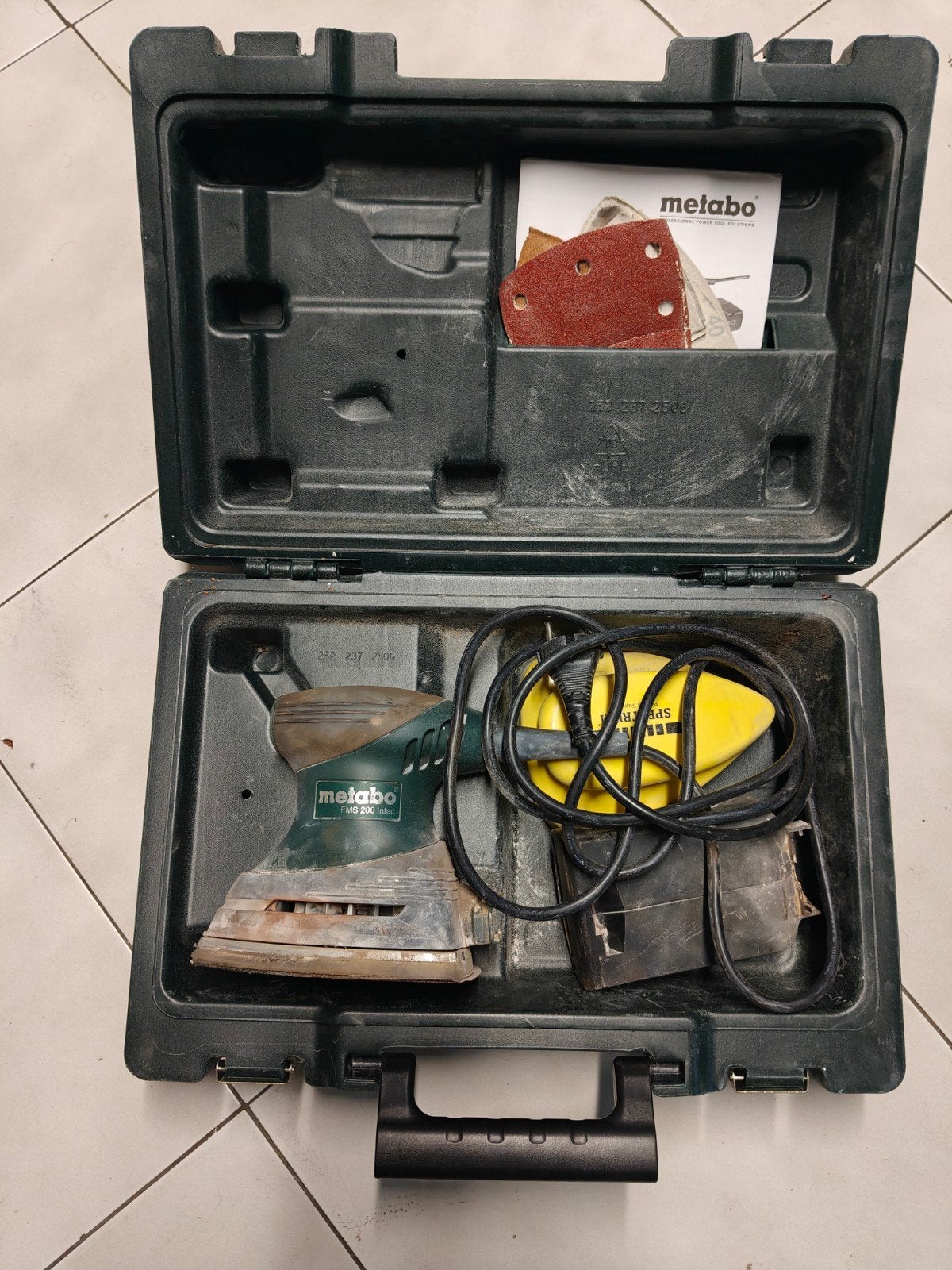 Metabo Vlakschuurmachine in koffer, Ophalen, Gebruikt, Minder dan 600 watt, Vlakschuurmachine