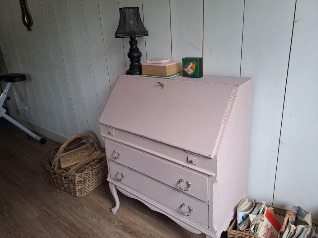Secretaire, Ophalen