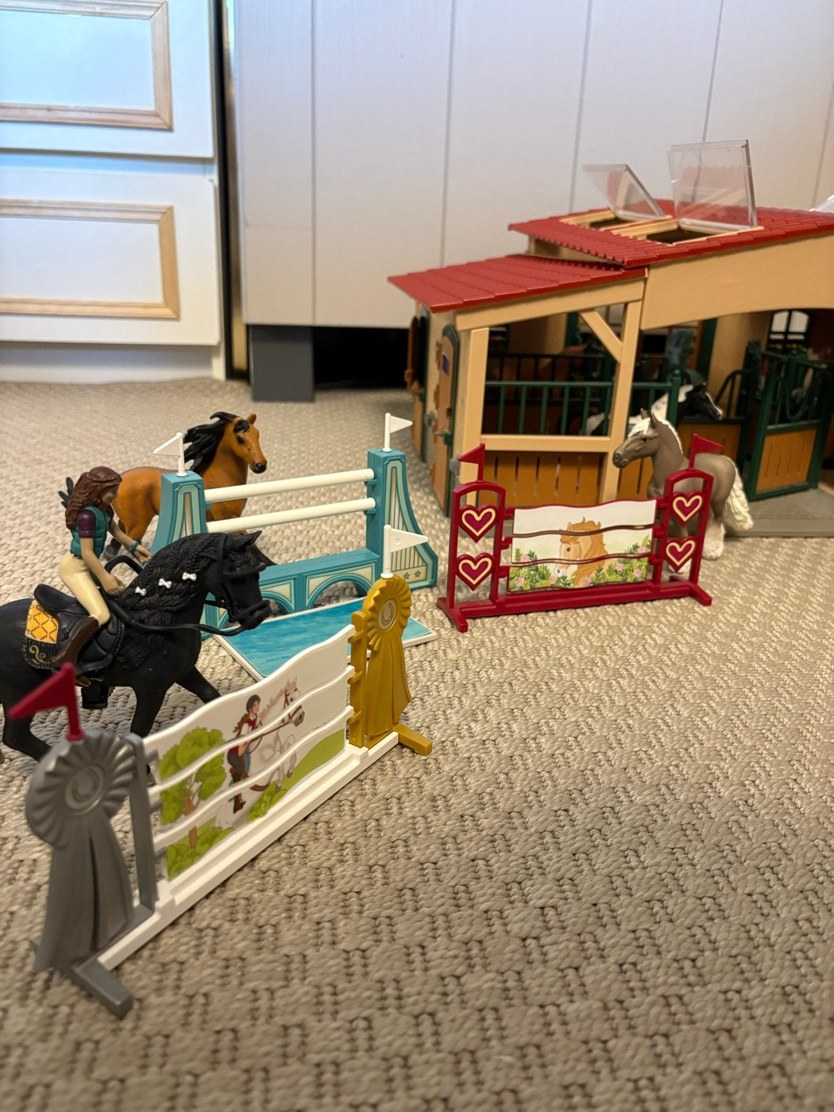 Schleich Paardenstal met veel paarden en accessoires, Ophalen of Verzenden, Zo goed als nieuw, Jongen of Meisje