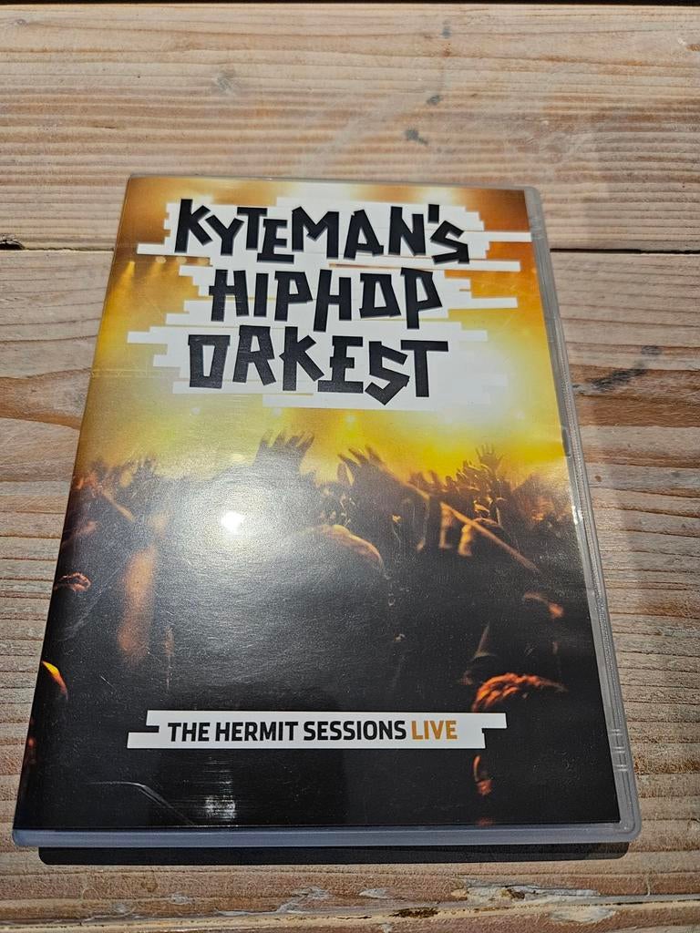 Kyteman's Hiphop Orkest - The Hermit Sessions Live DVD, Cd's en Dvd's, Ophalen of Verzenden, 2000 tot heden, Zo goed als nieuw