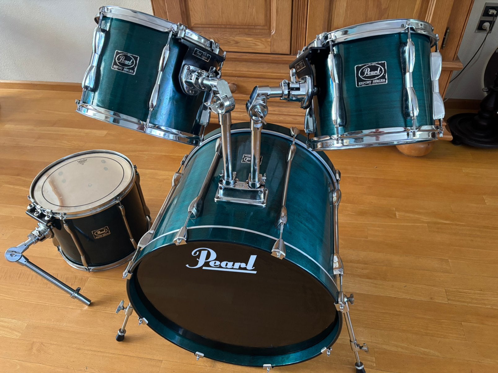 Pearl Export shellset - 22" BD, 10", 12" en 14" toms / + ISS, Muziek en Instrumenten, Drumstellen en Slagwerk, Ophalen, Zo goed als nieuw