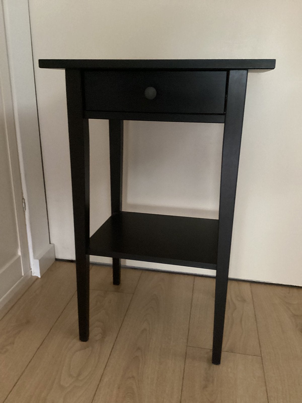 IKEA Hemnes Nachtkastje zwart., Ophalen, Minder dan 45 cm, 55 tot 70 cm, Zo goed als nieuw