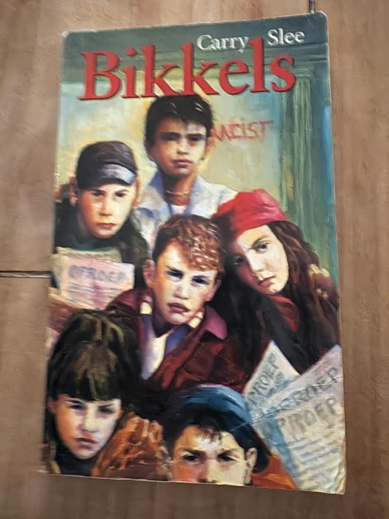 Bikkels, Ophalen of Verzenden, Zo goed als nieuw, Fictie algemeen