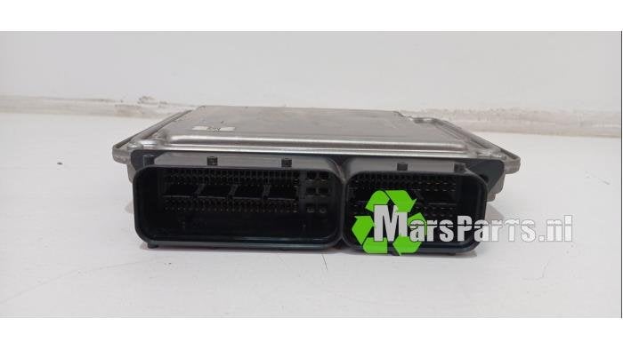 Computer Motormanagement van een Volkswagen Passat, Gebruikt, -, Volkswagen, -