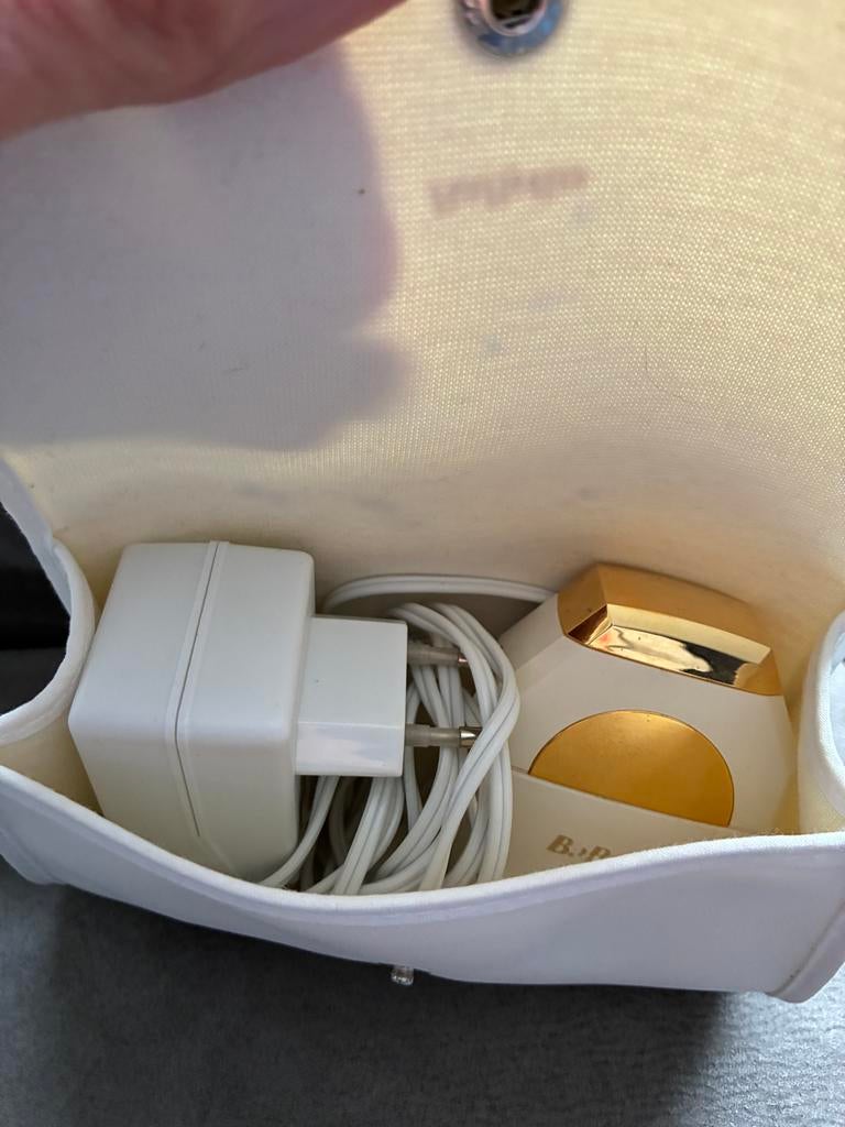 Babyliss Epilator met Oplader en Opbergzakje, Ophalen of Verzenden, Zo goed als nieuw, Scheren en Epileren