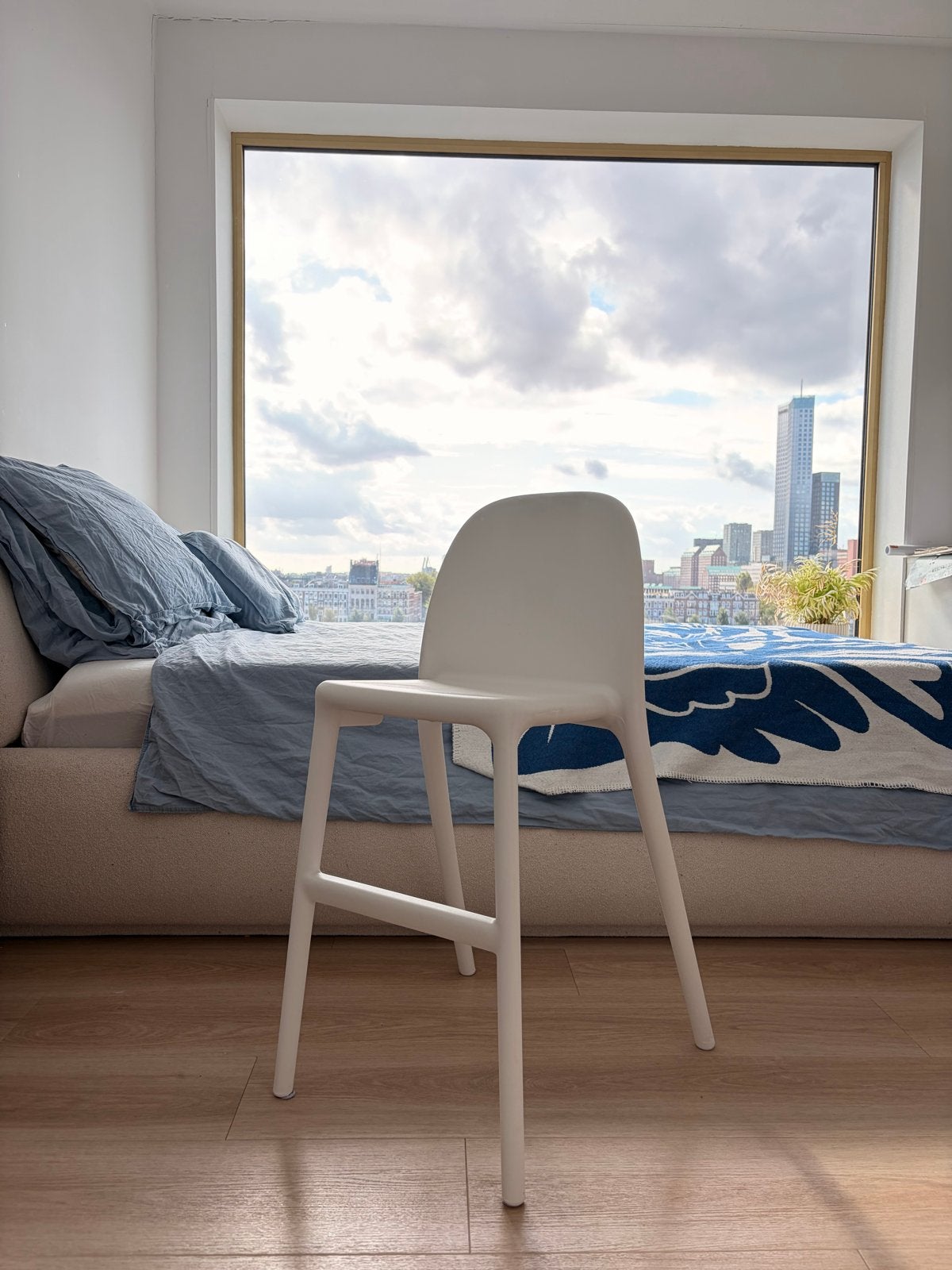 IKEA Urban kinderstoel - zo goed als nieuw, Ophalen, Kunststof, Wit, Zo goed als nieuw