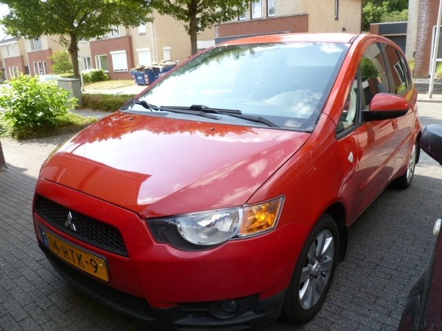 Mitsubishi Colt 1.3 5-DR AUTOMAAT 2011 Rood, Colt, Origineel Nederlands, Particulier, 1000 kg