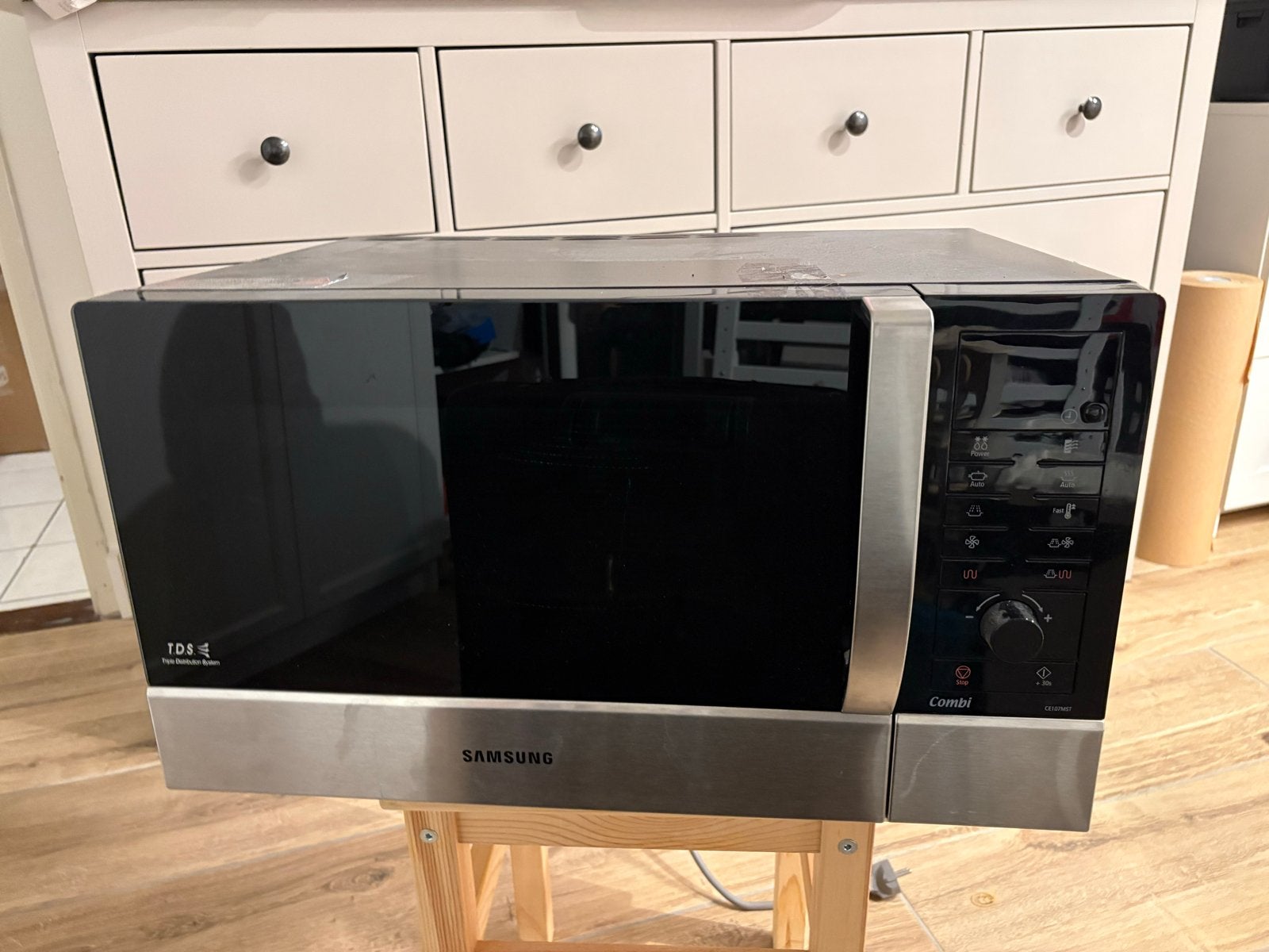 Samsung CE107MST-3 Combimagnetron - Zilver / zwart, Ophalen, Combimagnetron, Gebruikt, Grill