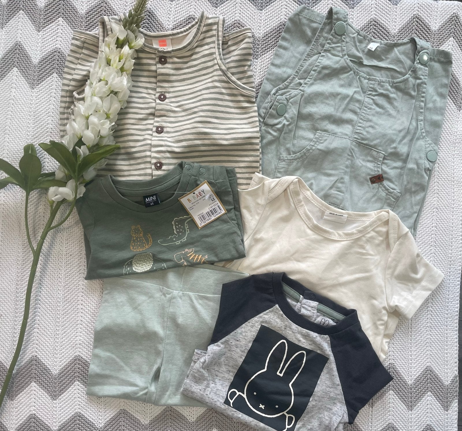Leuk groen/crème samengesteld herfstkleding pakketje, 68, Ophalen of Verzenden, Gebruikt, Maat 68