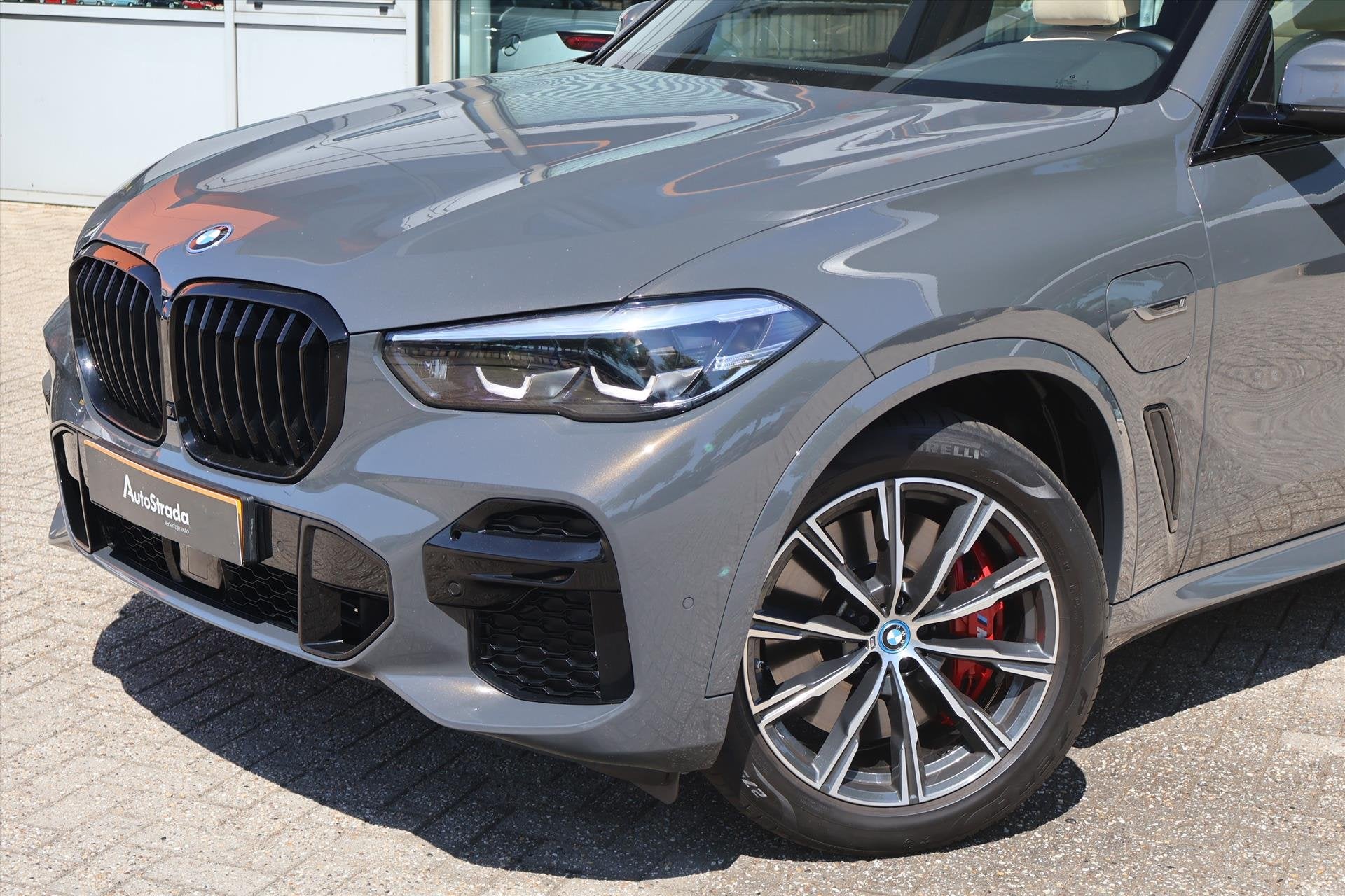 BMW X5 (g05) xDrive45e M-Sport 394pk | Pano | HiFi I Camera, 77 km/l, Gebruikt, Met garantie (alle), Vierwielaandrijving