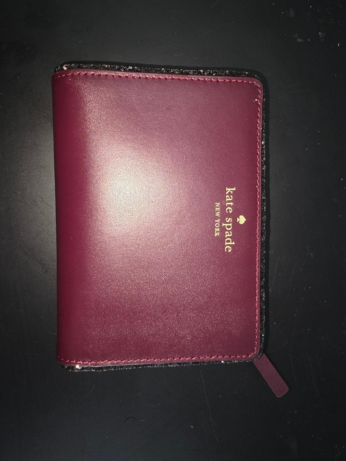 Kate Spade New York Portemonnee - Diep Pruim, Overige merken, Leer, Paars, Ophalen of Verzenden