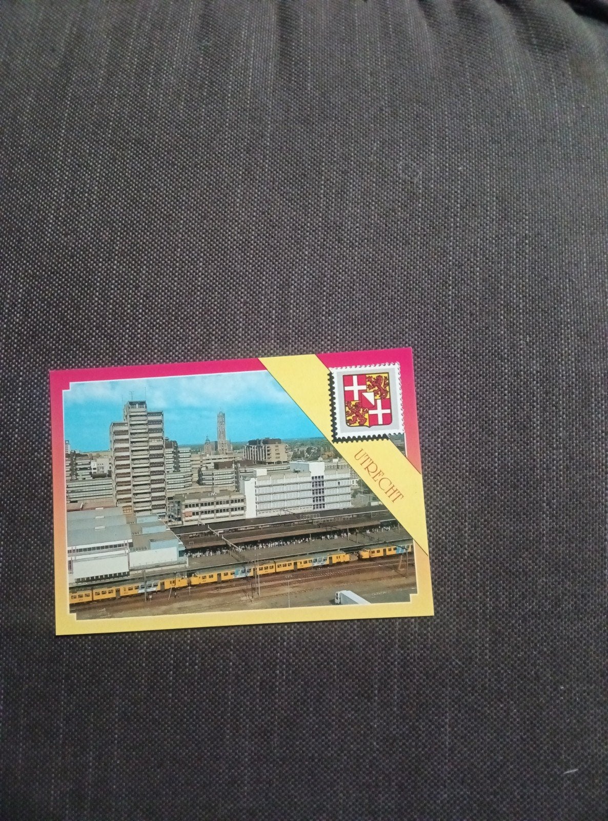 Vintage Ansichtkaart Utrecht met Domtoren en Treinen, Verzamelen, Ophalen of Verzenden