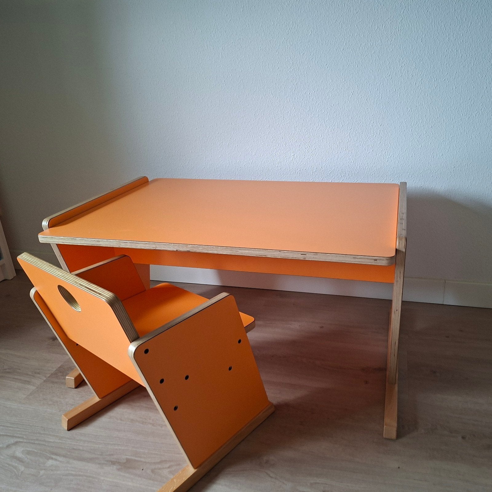 kinderbureau met stoeltje, Ophalen, Gebruikt, Tafel(s) en Stoel(en)