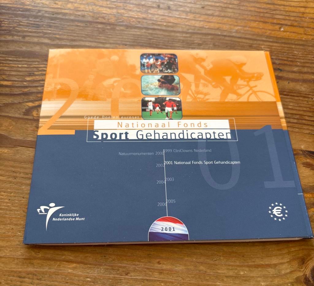 Nationale Euroset 2001 Nationaal Fonds Sport Gehandicapten, Postzegels en Munten, Munten | Europa | Euromunten, Ophalen of Verzenden