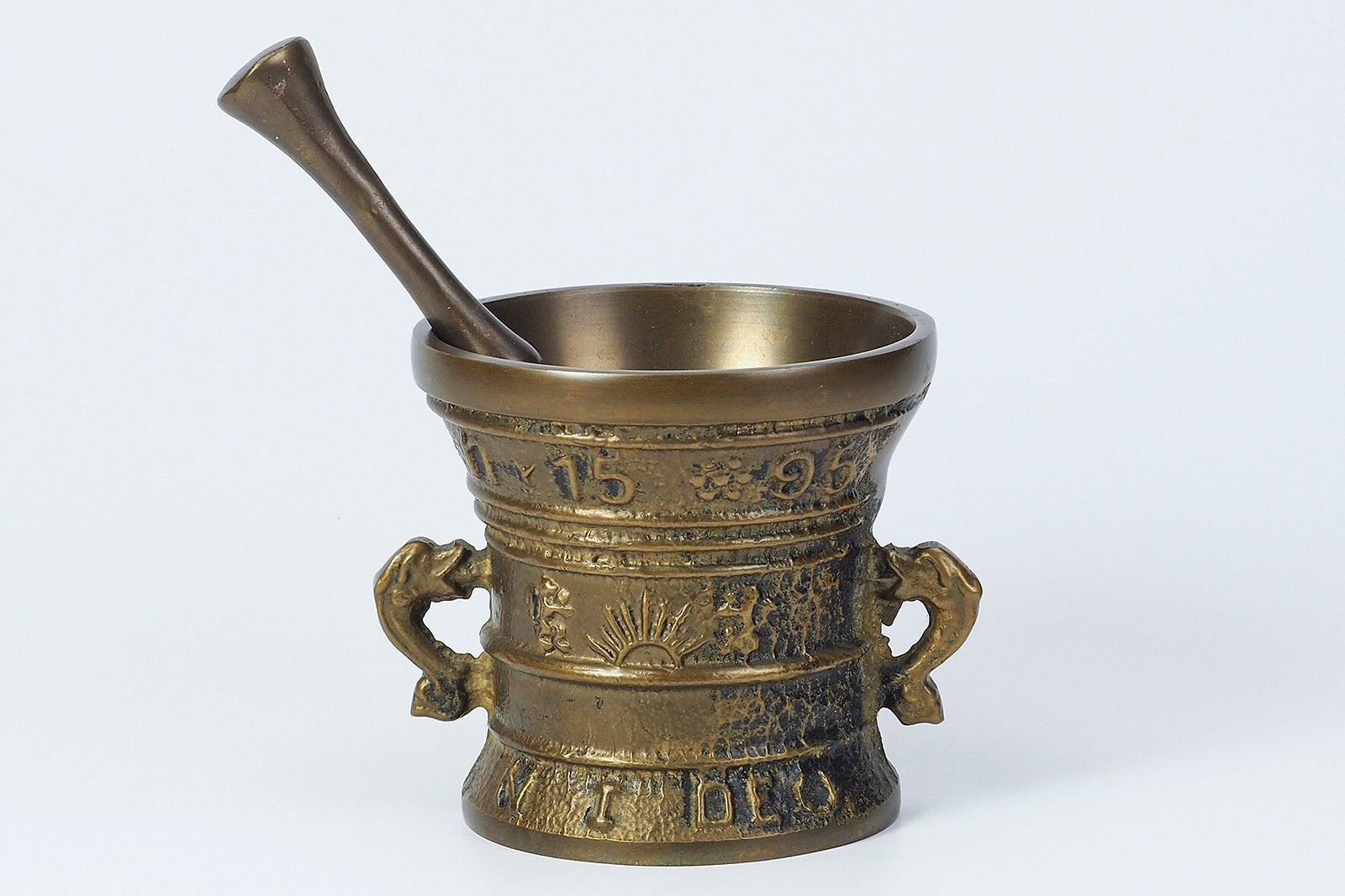 Bronzen vijzel met stamper, Ophalen of Verzenden, Brons
