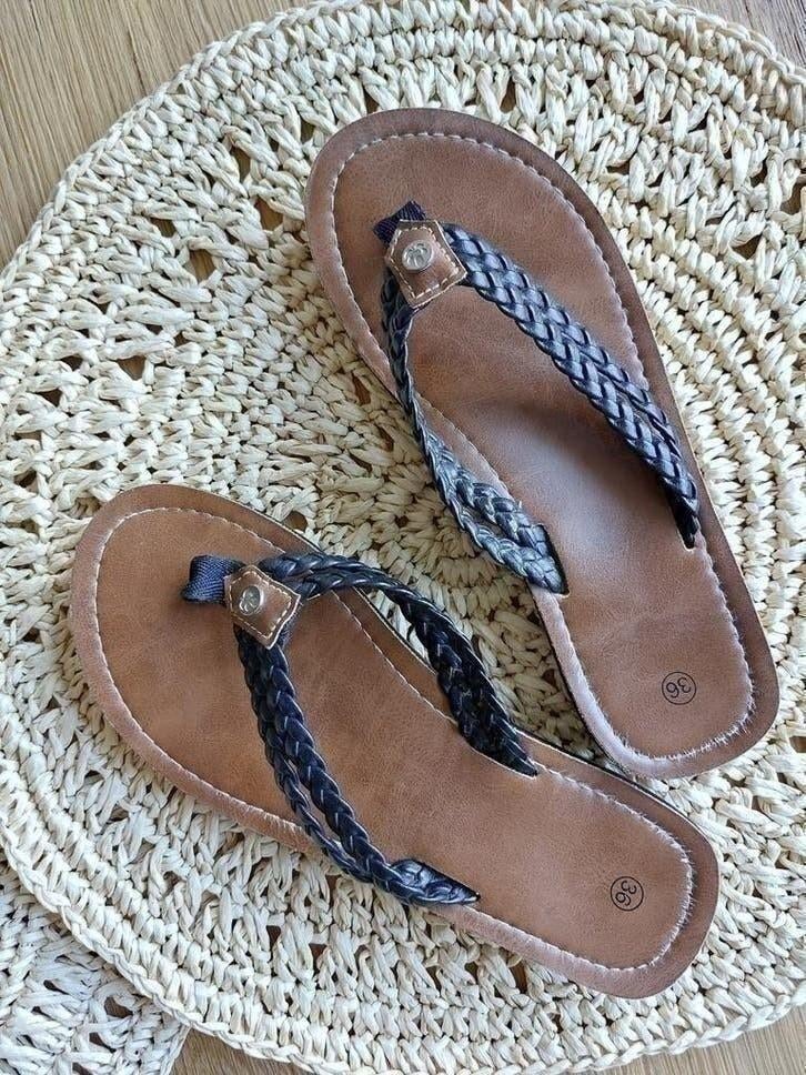 Slippers zwart 36 flip flops strandslippers damesslippers, Slippers, Zwart, Ophalen of Verzenden, Zo goed als nieuw