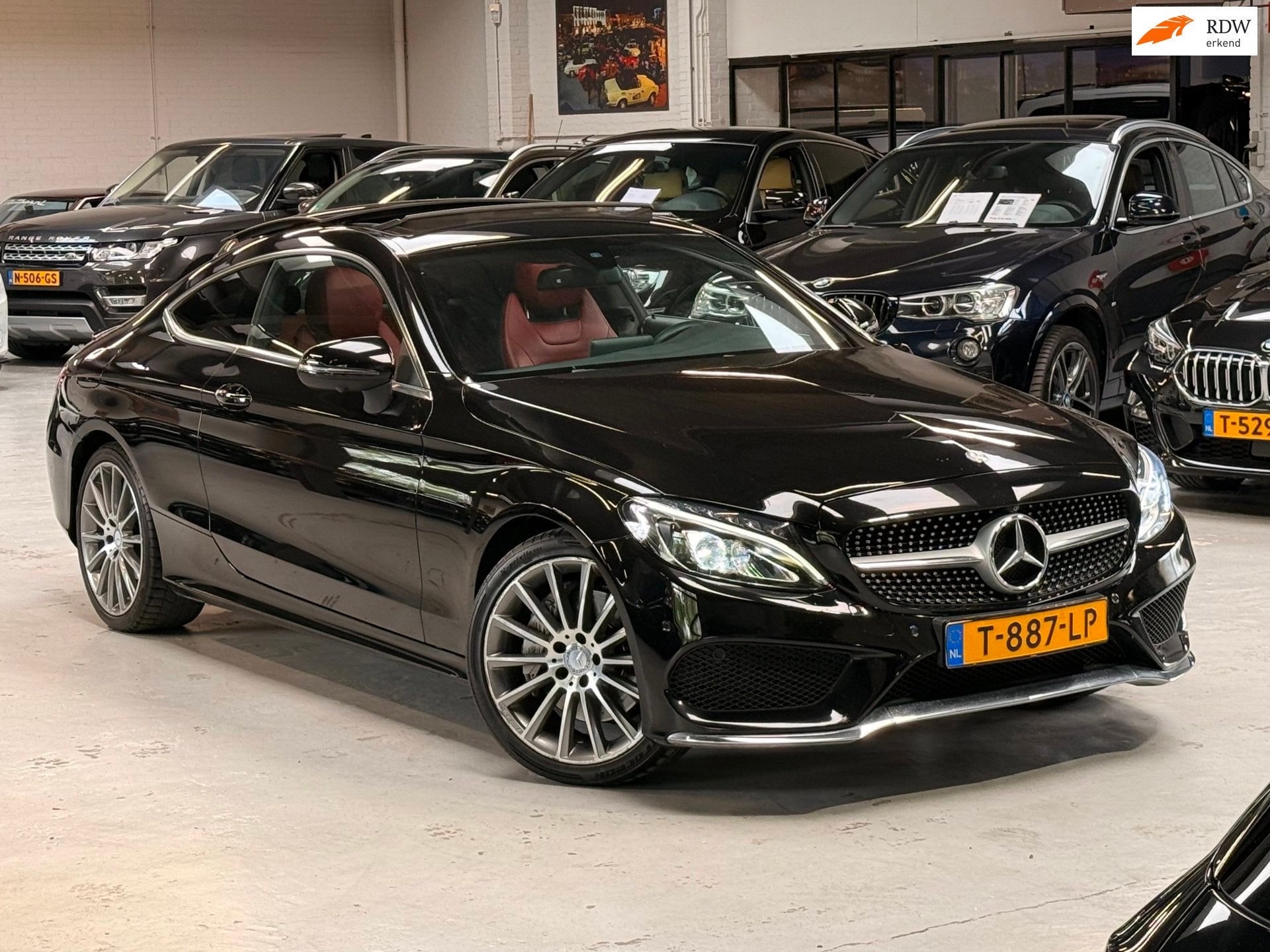 Mercedes-Benz C-klasse Coupé 300 Prestige Coupe AMG-pakket, Auto's, Mercedes-Benz, Automaat, Achterwielaandrijving, Euro 6, 4 stoelen