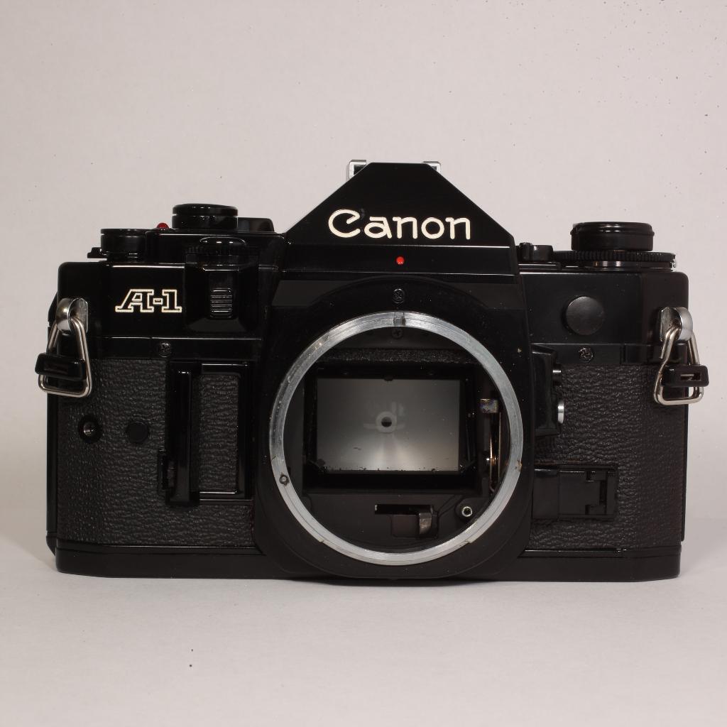 Canon A-1 analoge kleinbeeld spiegelreflex camerabody, Audio, Tv en Foto, Fotocamera's Analoog, Ophalen of Verzenden, Gebruikt