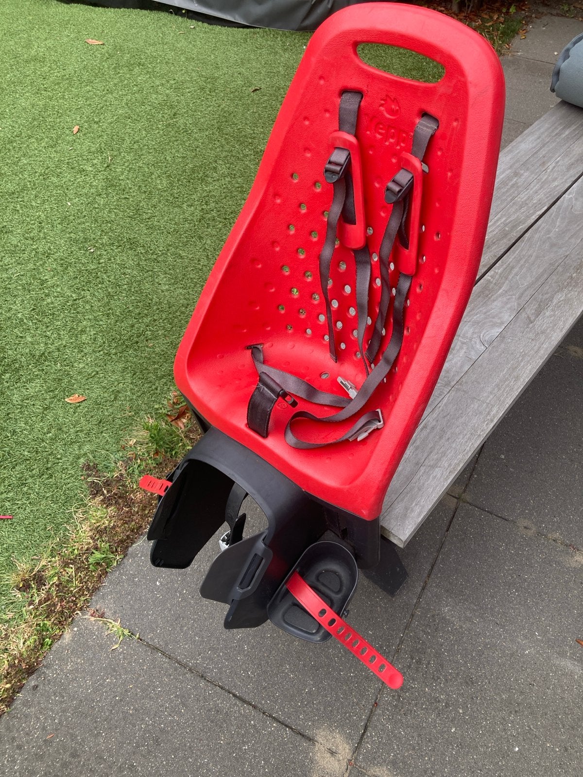 Yepp Fietsstoeltje Rood - Achterzitje, Achterzitje, Ophalen, 15 t/m 25 kg, Gebruikt