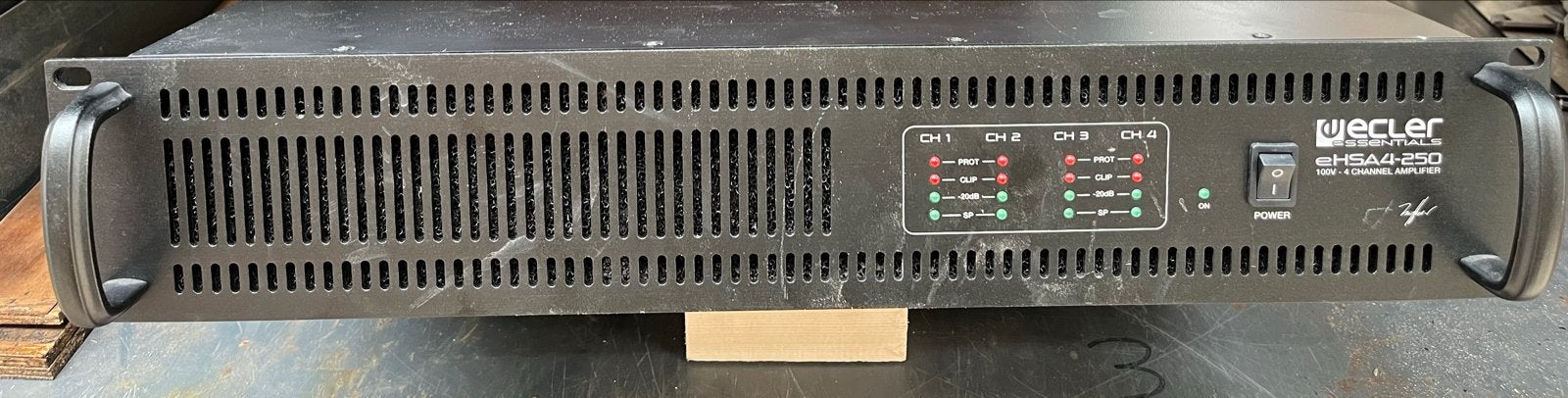 Ecler essentials eHSA4-250 100V 4-kanaals versterker, 120 watt of meer, Ophalen, Overige merken, Gebruikt