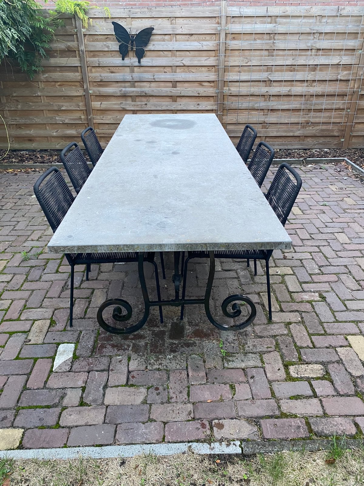 Tuintafel 300 x 100 gietijzeren frame met natuursteen blad, Tuin en Terras, Ophalen, Overige materialen, Gebruikt, 8 zitplaatsen