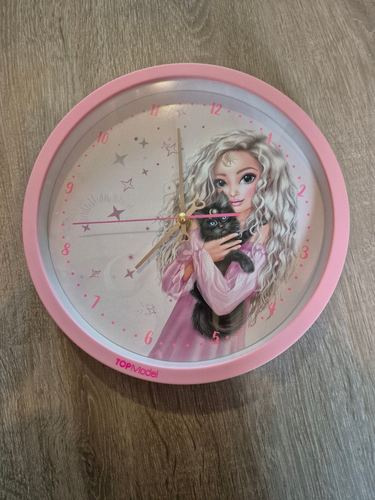 TOPModel Wandklok Roze met Meisje en Kat, Ophalen, Wandklok, Analoog, Werkt op batterijen