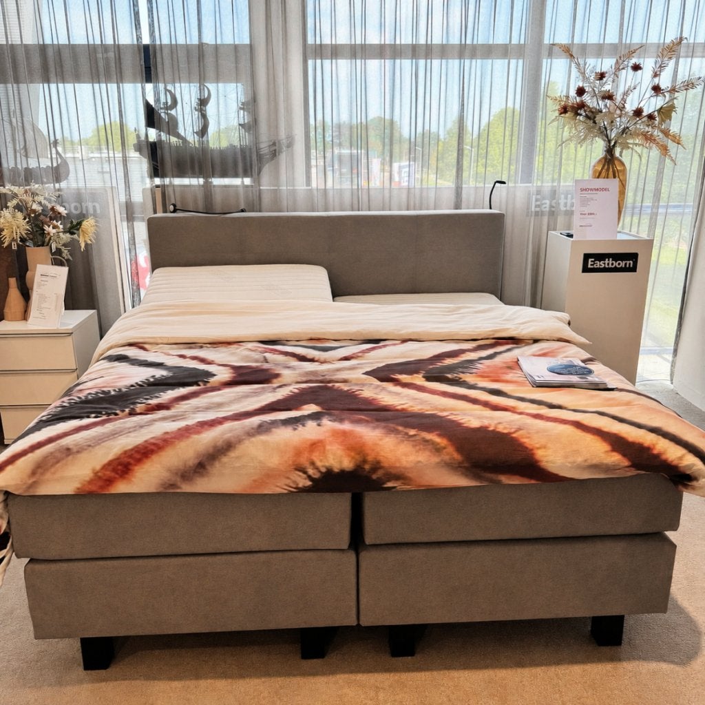 Elektrische Boxspring Stud - Eastborn - 180x200 - Stof Grijs, Niet ingevuld, Niet ingevuld, Niet ingevuld