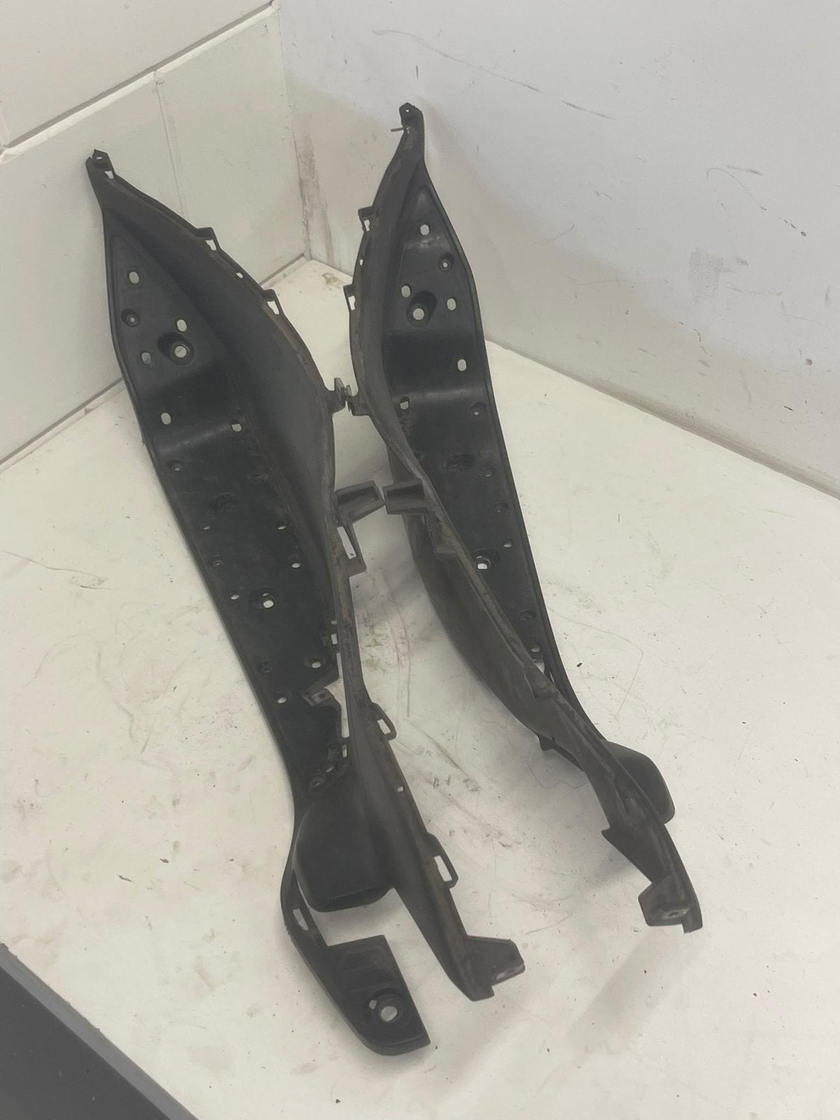 Voetenplanken Honda PCX 150 (PCX 150 JF28/KF12/KF15), Ophalen of Verzenden, Gebruikt