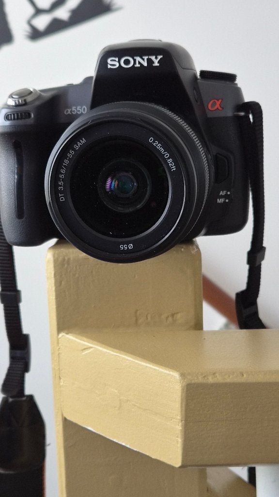 Spiegelreflex camera, 14 megapixels, Ophalen of Verzenden, Zo goed als nieuw, Lensdop