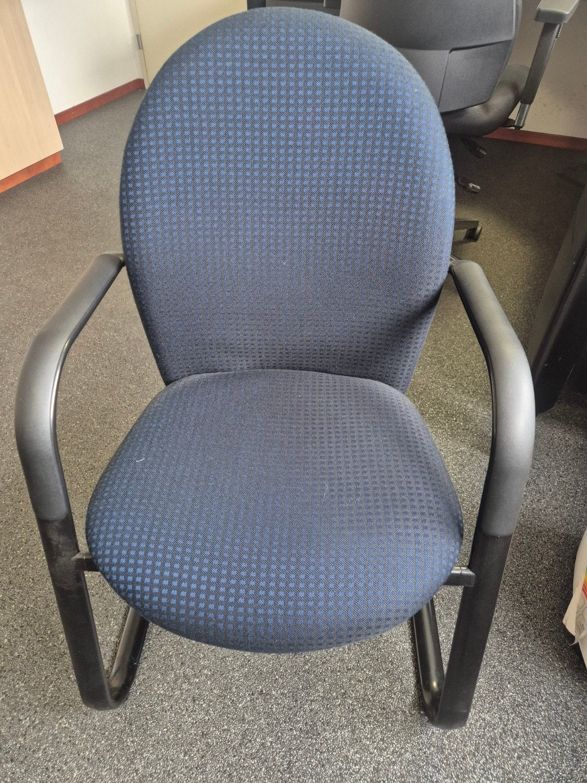 gratis 4 stoelen blauw met motief. zitten heerlijk, Huis en Inrichting, Stoelen, Ophalen, Blauw, Vier