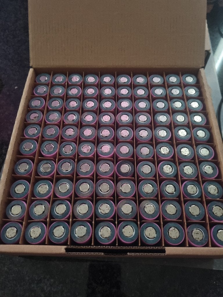 18650 bat. samsung 35e getest 1,3ah/1,5ah 100 stuks, Ophalen, Gebruikt, Oplaadbaar
