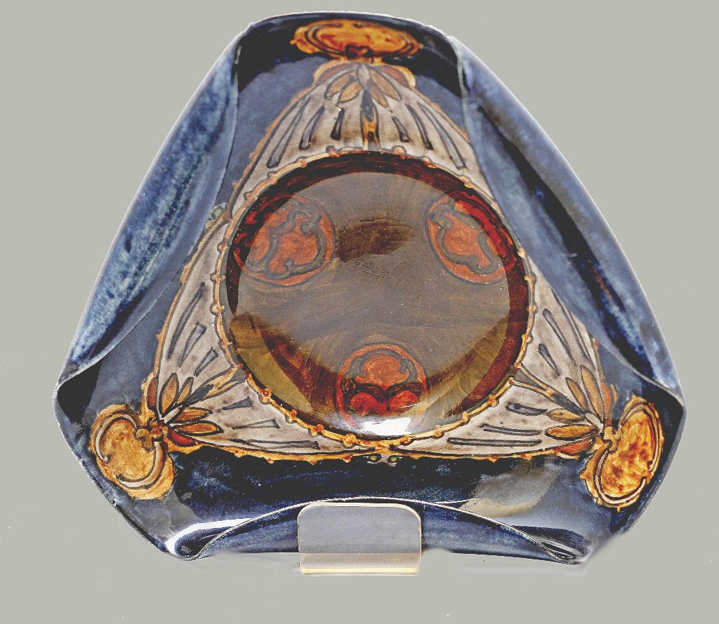 sieraardewerk van Rozenburg (Nr.: 205), Ophalen of Verzenden