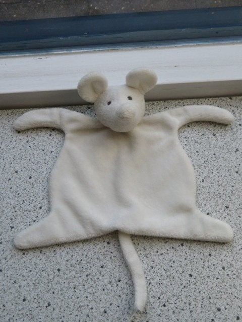 Knuffeldoek muis muisje merk Evora wit velours, Muis, Ophalen of Verzenden, Zo goed als nieuw, Wasbaar
