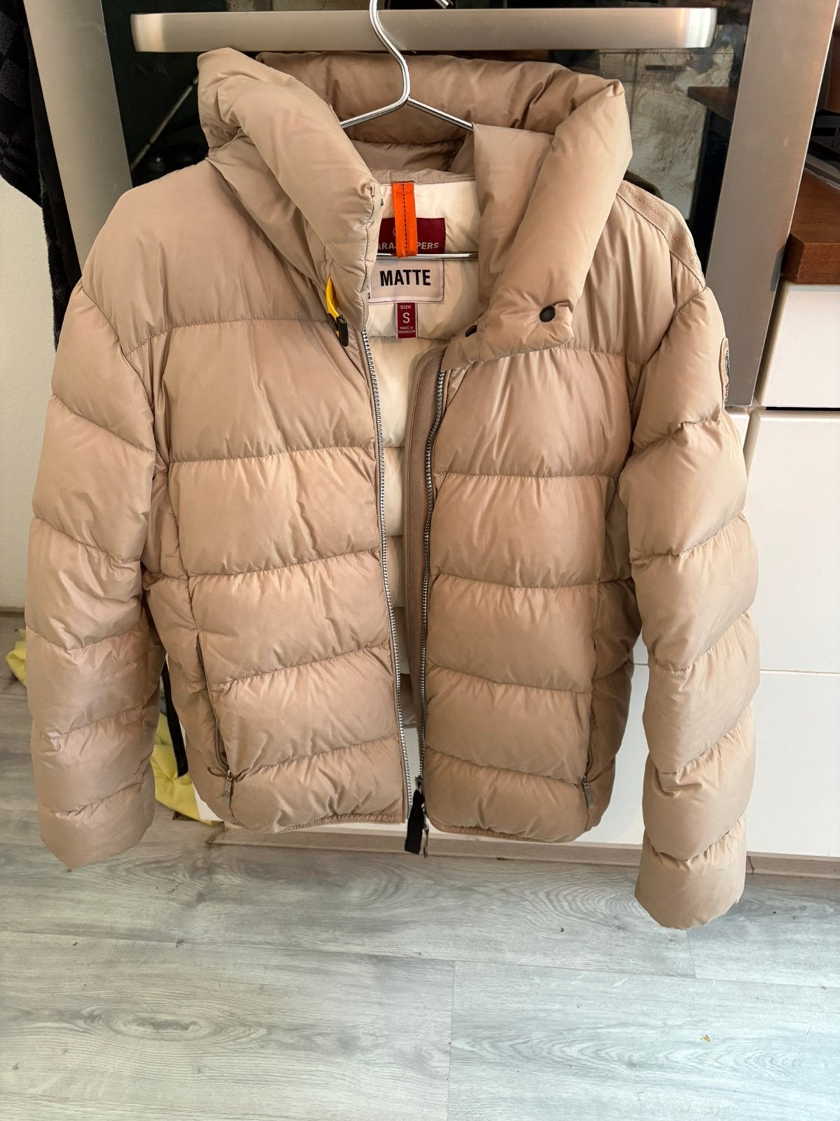 Parajumper jas, Ophalen of Verzenden, Zo goed als nieuw, Maat 46 (S) of kleiner, Beige