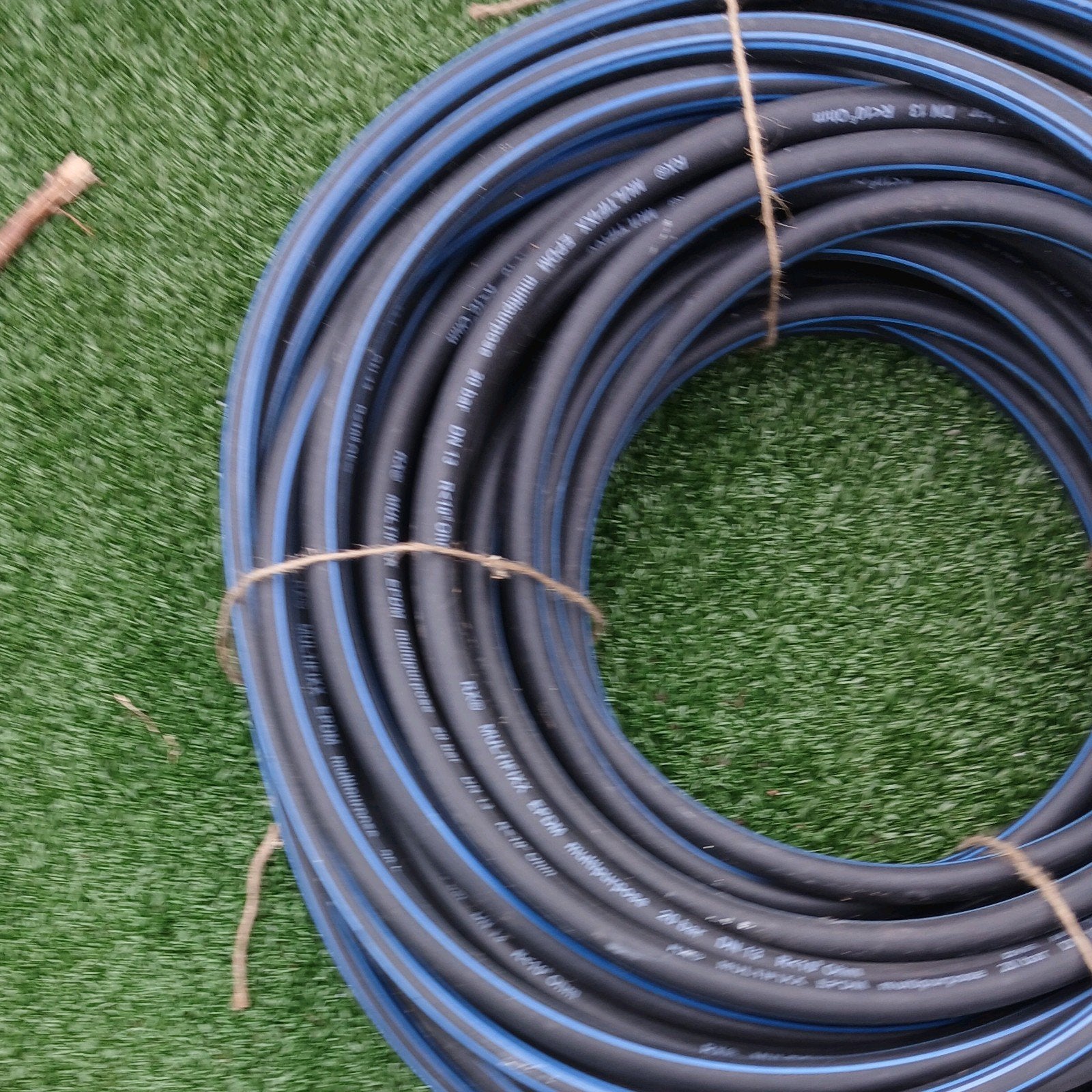 Epdm slang ongeveer 25 meter, Ophalen, Nieuw, Tuinslang