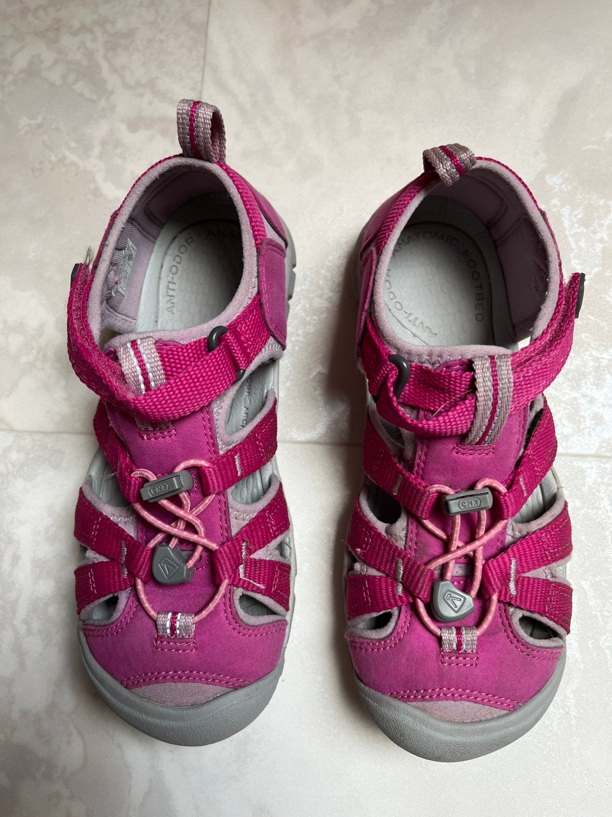 Keen sandalen maat 34 – roze, Ophalen, Zo goed als nieuw, Meisje, Schoentjes