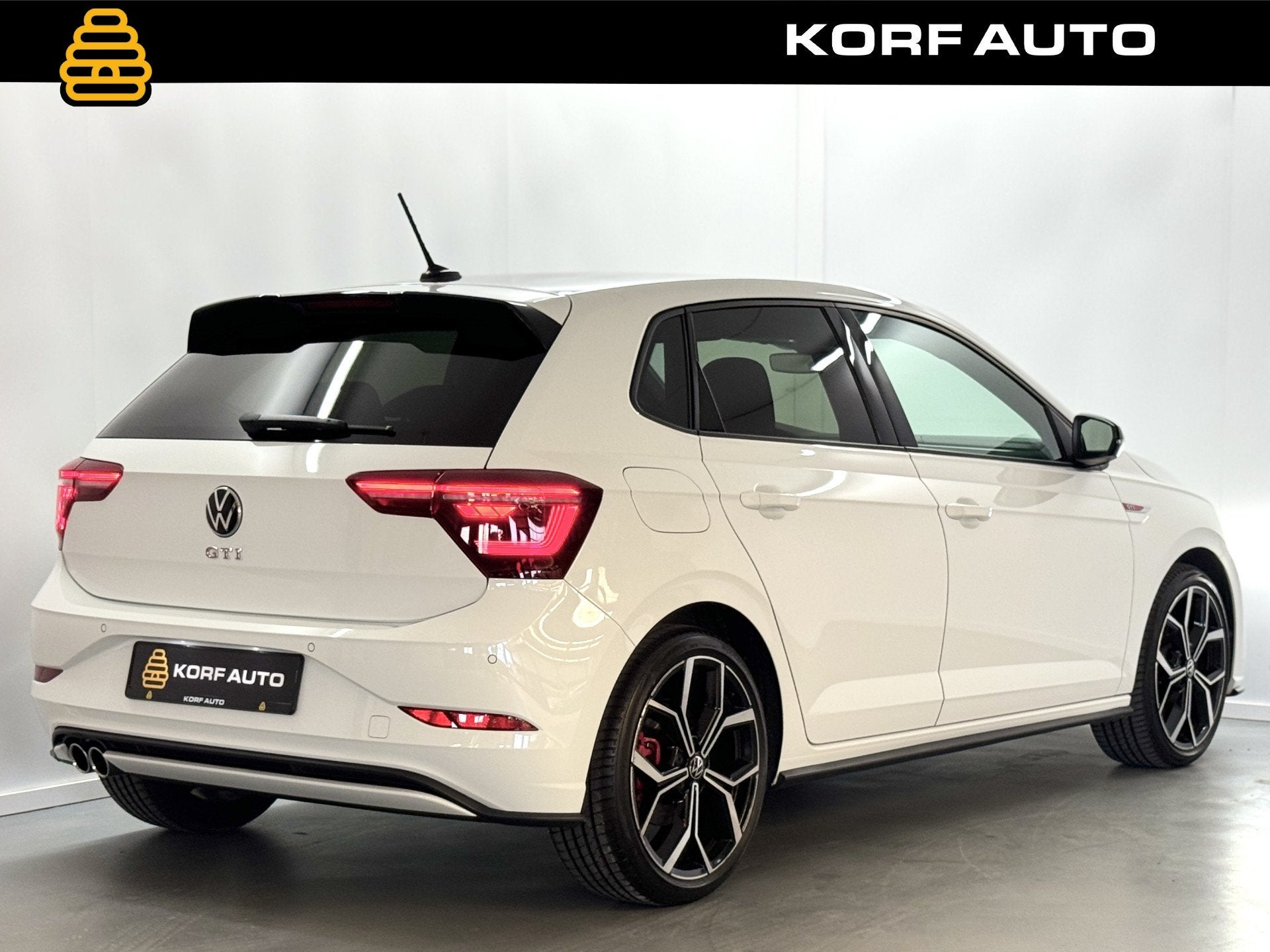 Volkswagen Polo 2.0 TSI GTI | Virtual | Stoelverw.| IQ-light, Gebruikt, 4 cilinders, Wit, Bedrijf