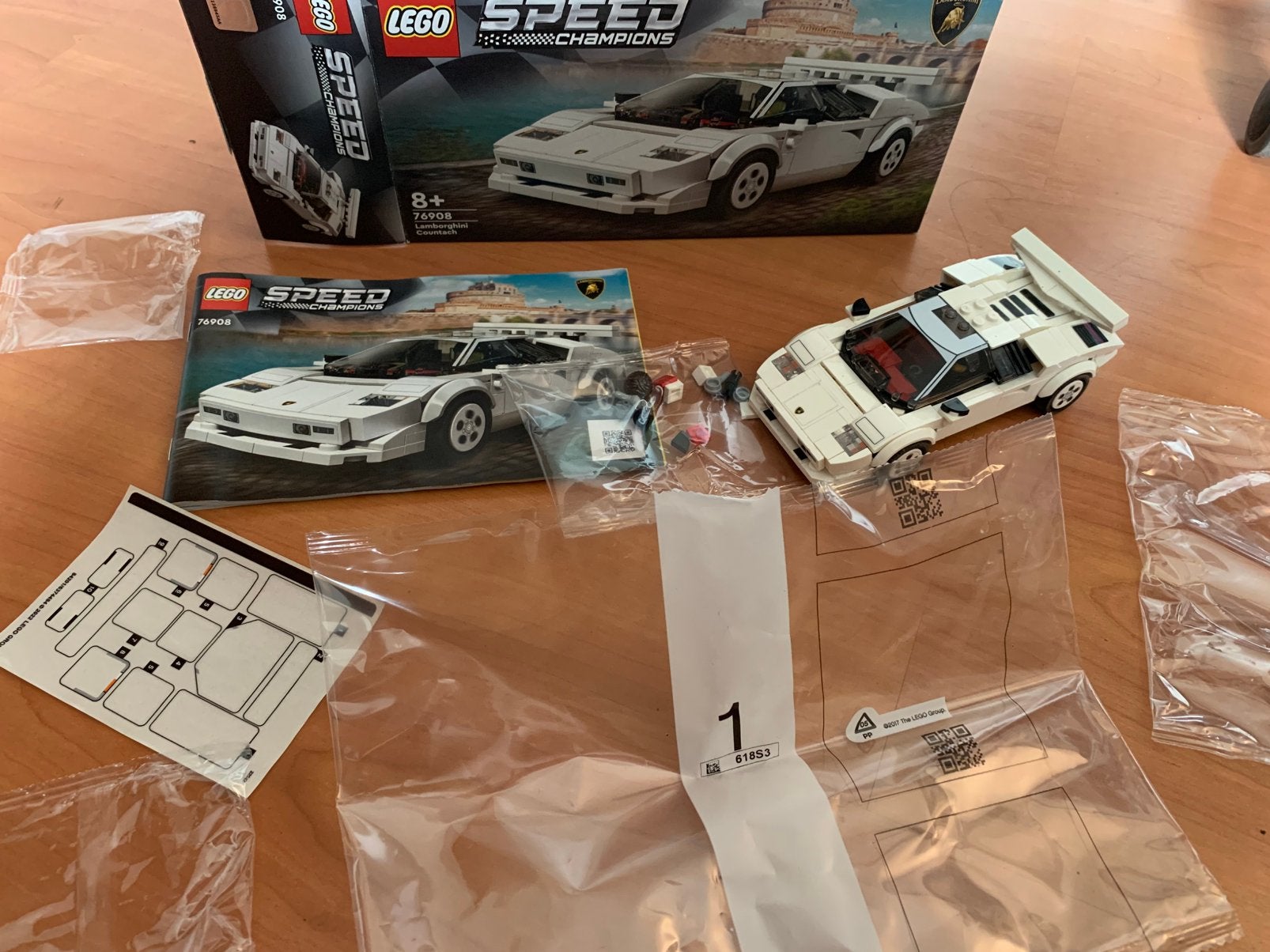 Lego Lamborghini Countach | compleet met doos en zakjes, Ophalen of Verzenden, Zo goed als nieuw, Overige schalen, Auto onroad