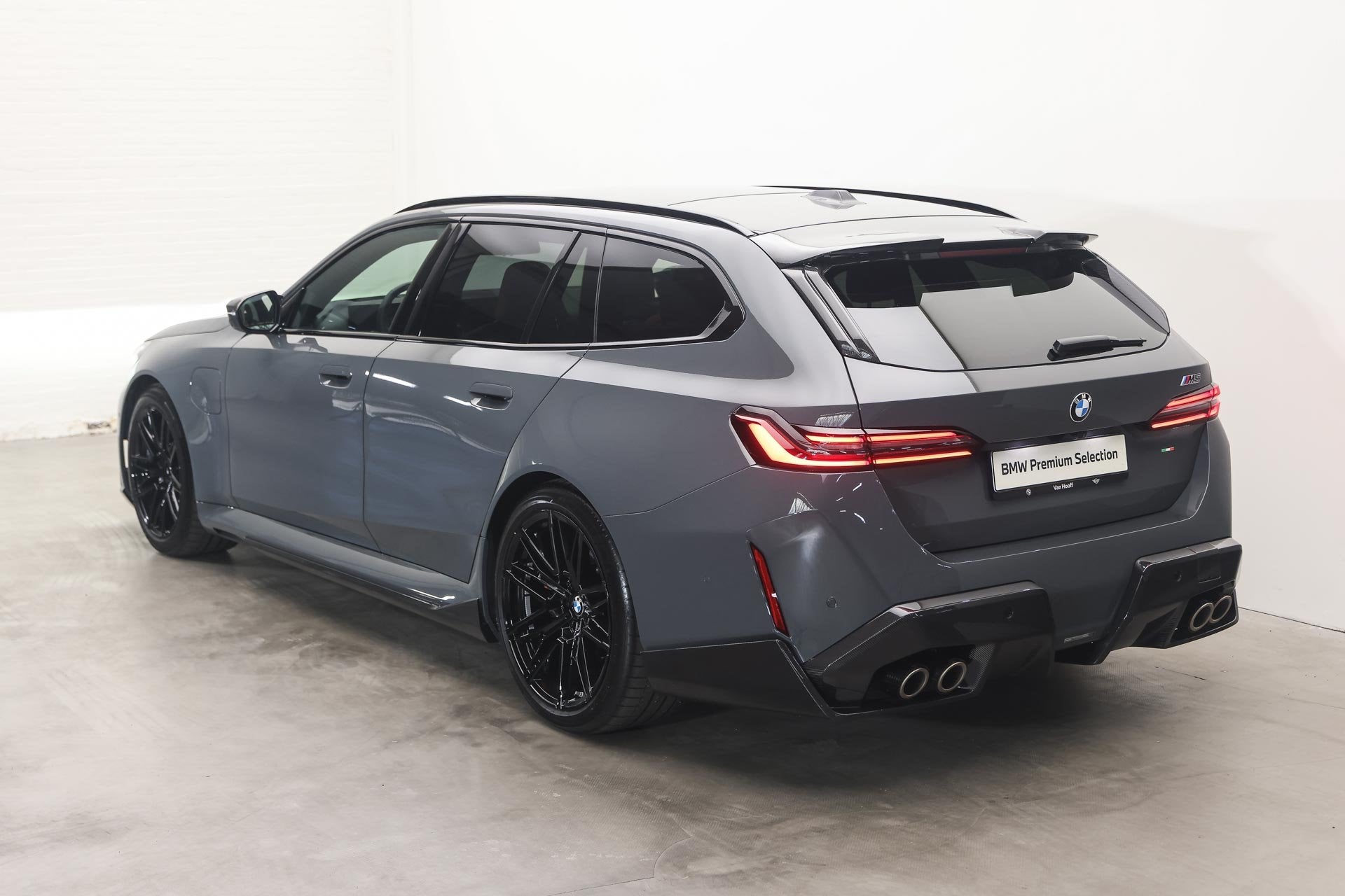 BMW M5 Touring Automaat / Panoramadak / M Drive Professional, Auto's, Gebruikt, 8 cilinders, Met garantie (alle), 4395 cc
