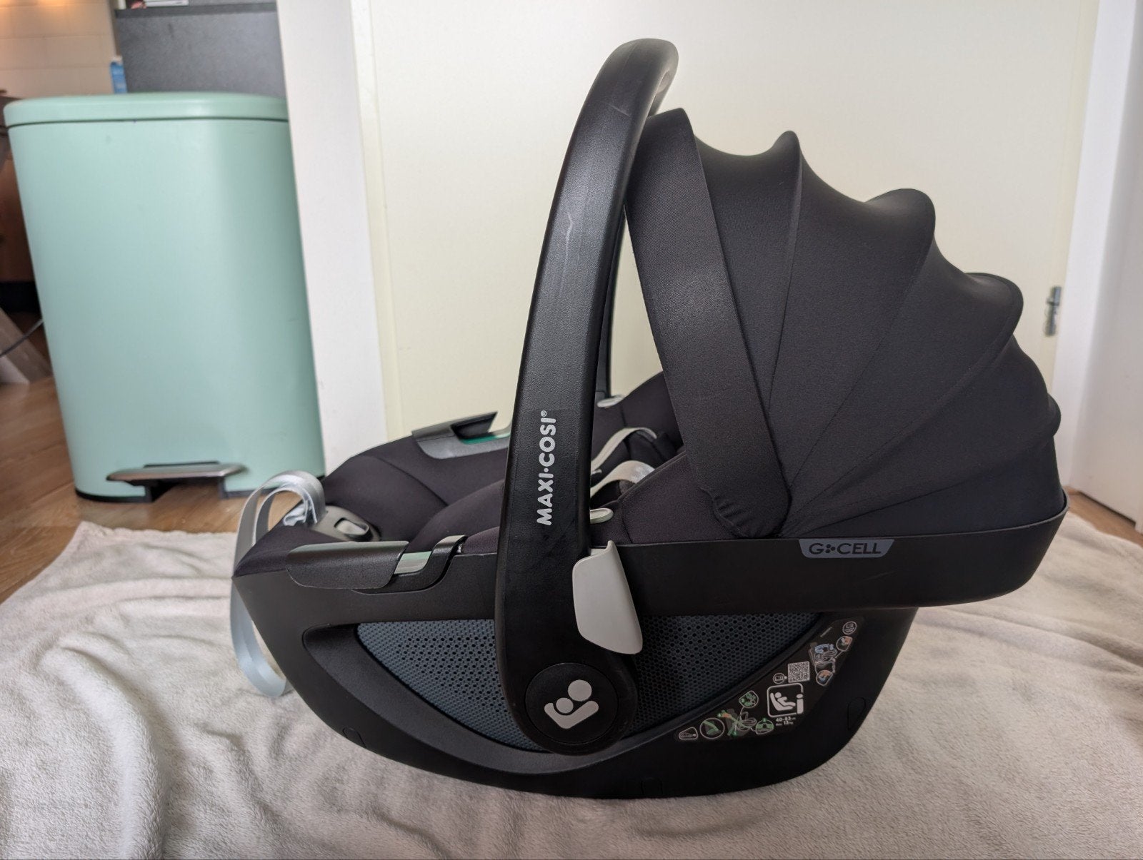 Maxi-Cosi Pebble 360 + adapters – nette staat, Ophalen, Zijbescherming, Zo goed als nieuw, Isofix