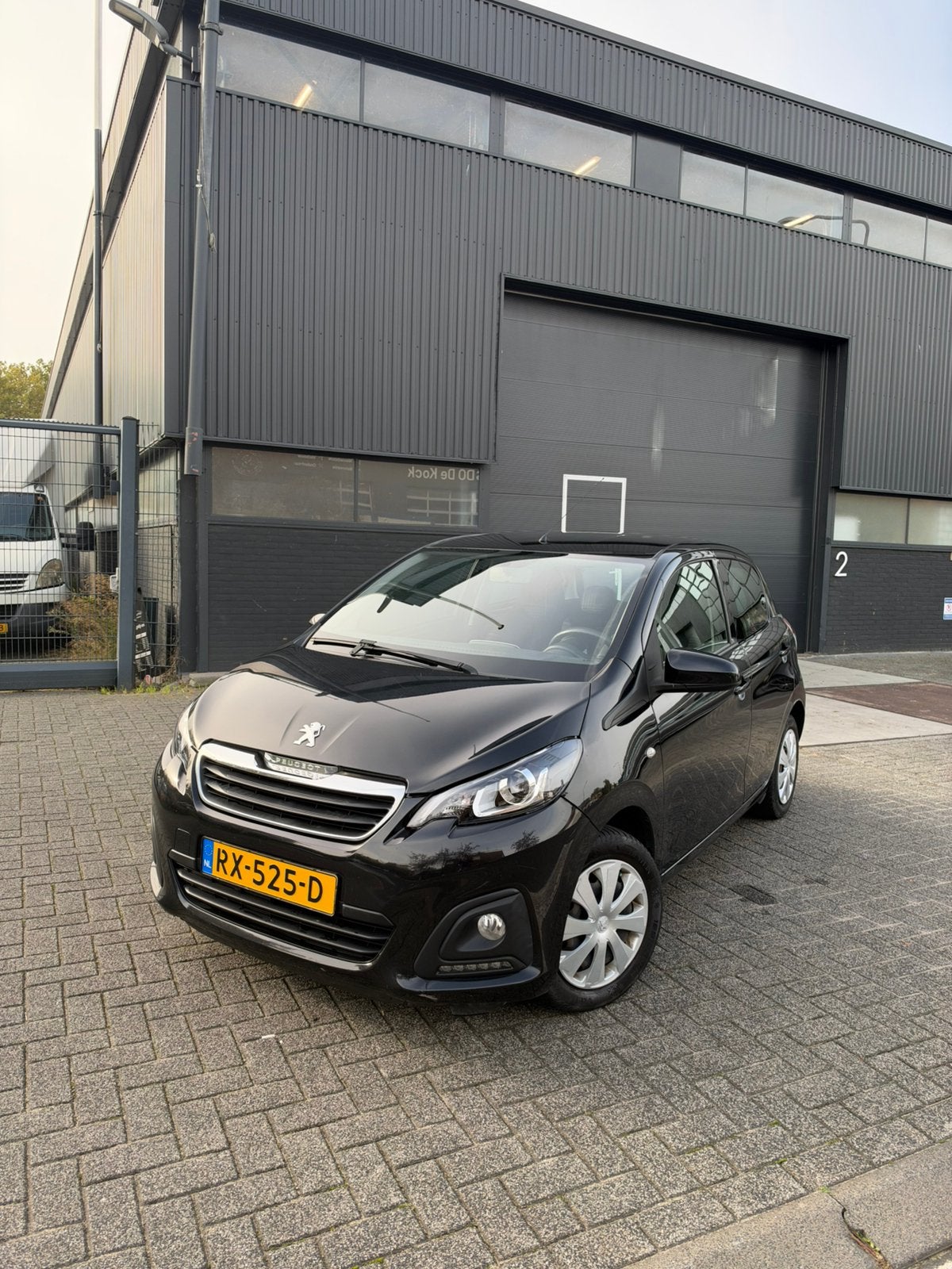 Peugeot 108 | NAP | Airco | Full option, Voorwielaandrijving, 4 stoelen, Zwart, Origineel Nederlands