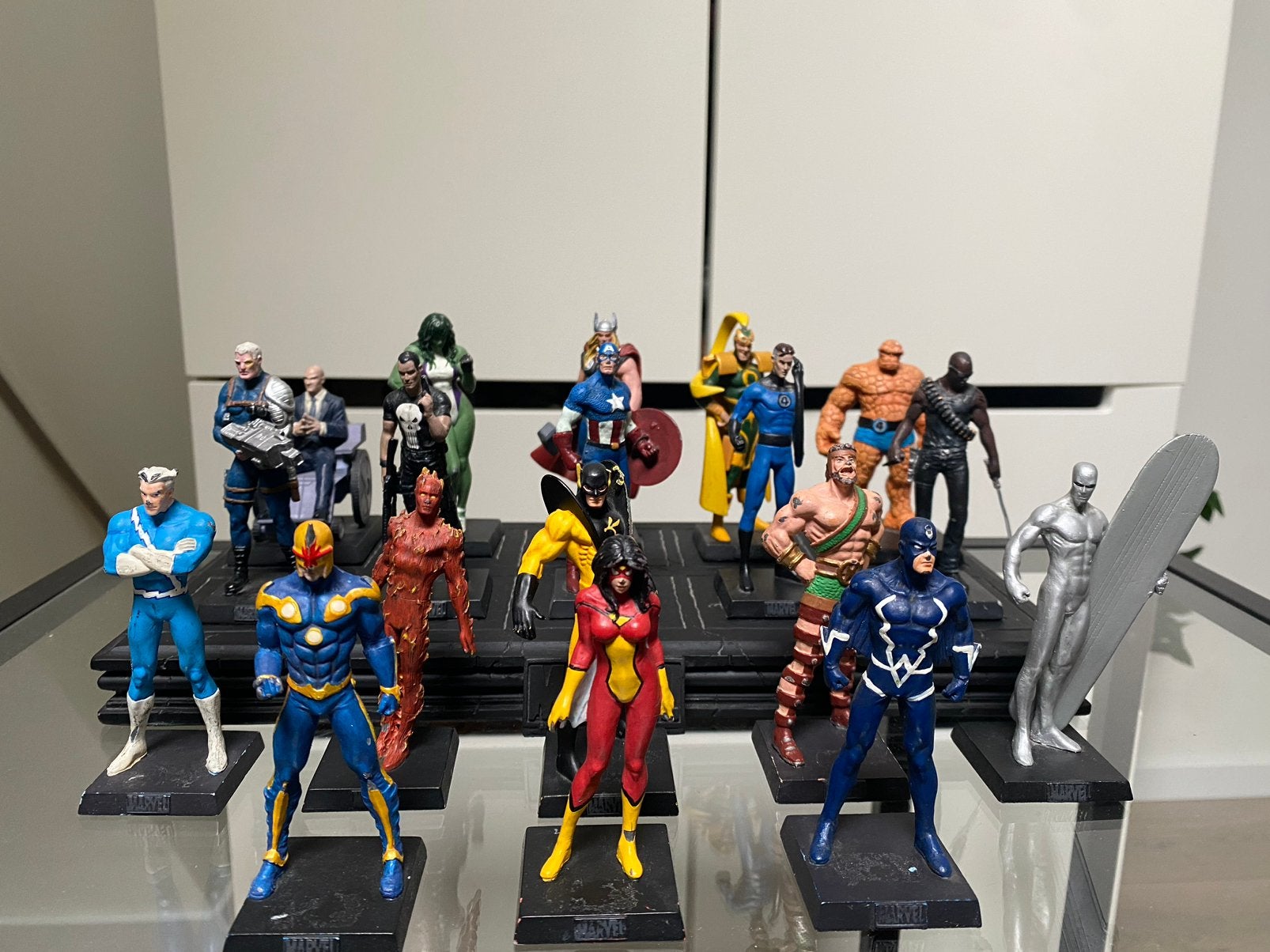 18 Eaglemoss Marvel loden figuren + strips, poster & display, Verzamelen, Poppetjes en Figuurtjes, Ophalen of Verzenden, Gebruikt