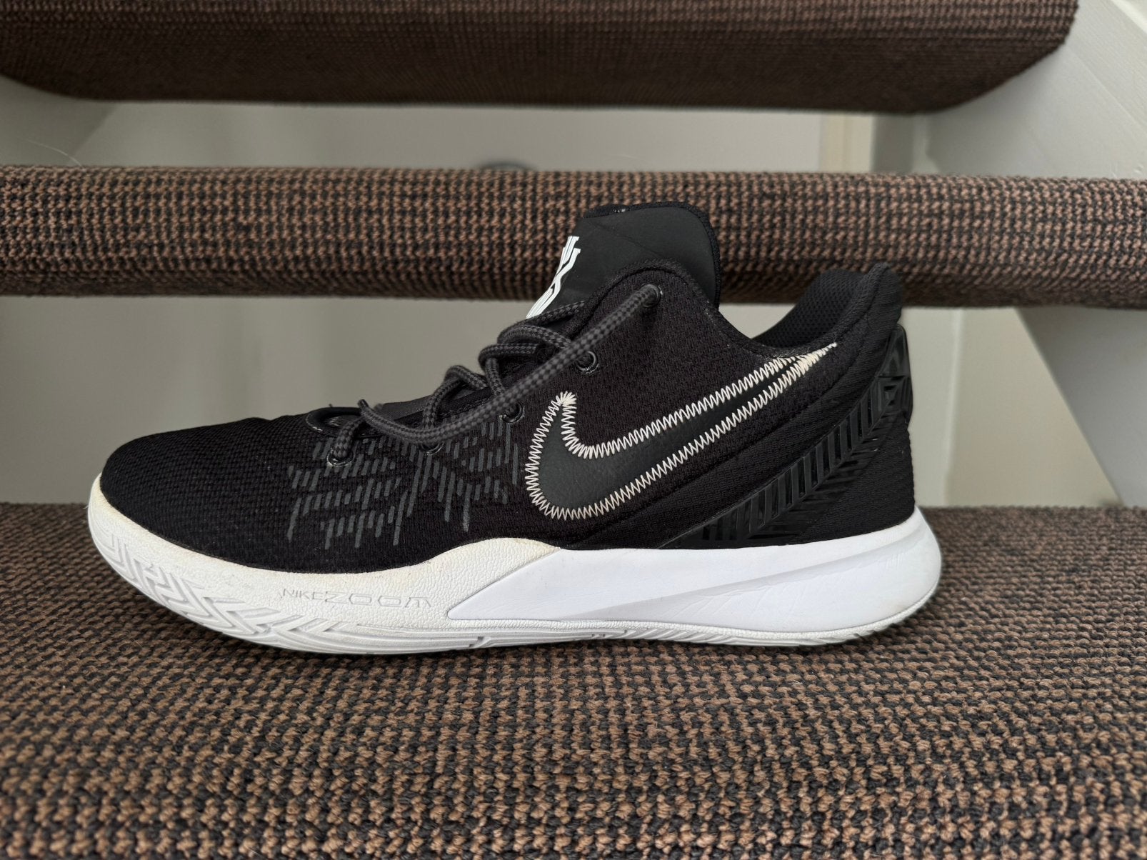 Nike Kyrie Flytrap / maat 45 / EU 45, US 11.5  ZGAN, Ophalen of Verzenden, Zo goed als nieuw, Schoenen
