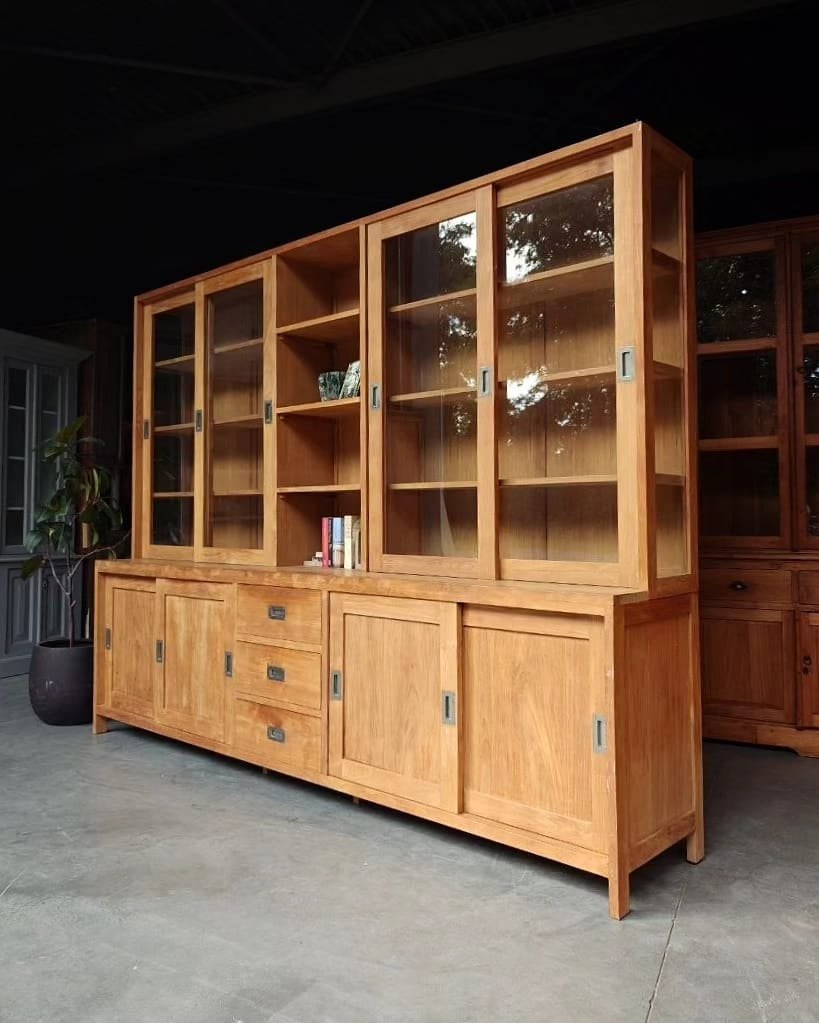 Prachtige grote schoolkast | Teakhouten buffetkast #8883, Glas, Gebruikt, Met deur(en), -
