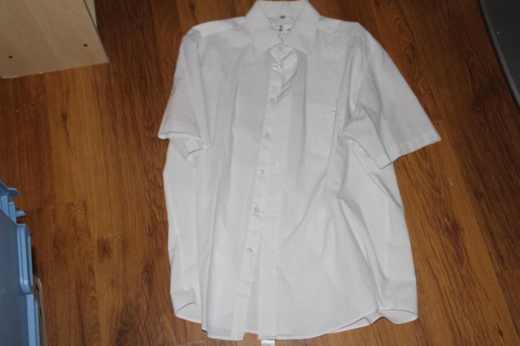 blouse korte mouw met driehoekjes, Kleding | Heren, Ophalen of Verzenden, Gedragen, Overige kleuren, Halswijdte 41/42 (L)