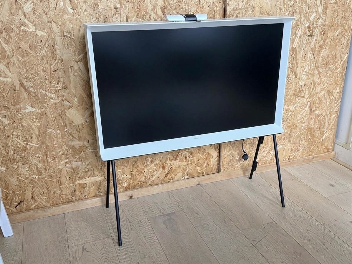 Samsung The Serif TV 40 inch met delaminatie in hoek, Audio, Tv en Foto, Ophalen, 50 Hz, Samsung, 100 cm of meer