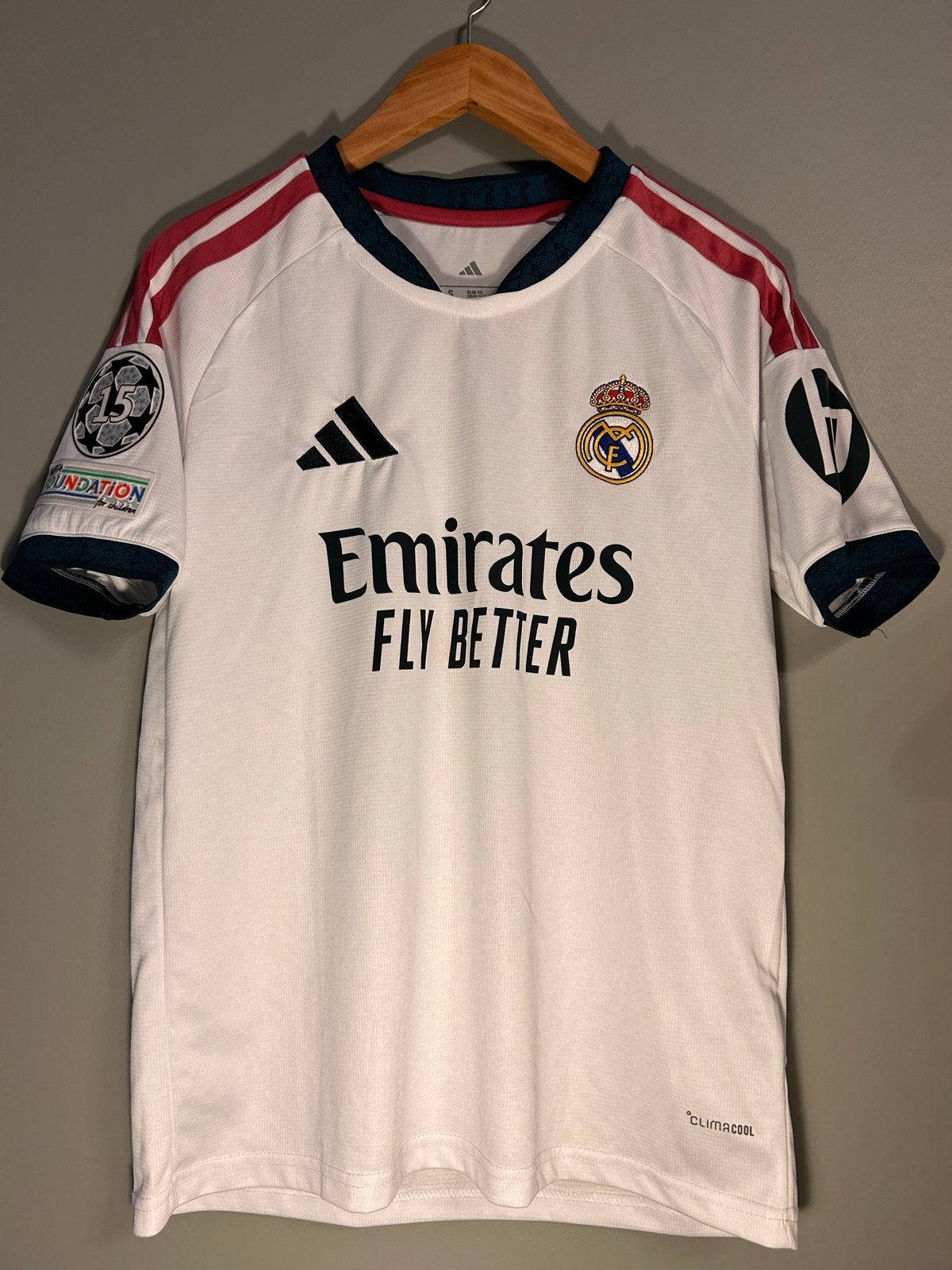 Real Madrid Thuisshirt 26/27 Mbappé 10 - Maat S, Sport en Fitness, Maat S, Verzenden, Zo goed als nieuw, Shirt